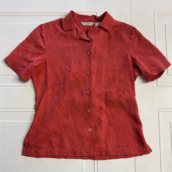 Tommy Bahama Tops - Tommy Bahama Women's Sz Small 100% Silk Red Floral Button Up Blouse Short Top